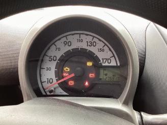 Autoverwertung Peugeot 107 107, Hatchback, 2005 / 2014 1.0 12V 2006/2