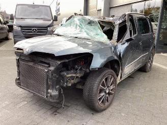 Vrakbiler auto Skoda Yeti Yeti (5LAC), SUV, 2009 / 2017 1.4 TSI 16V 2014/10