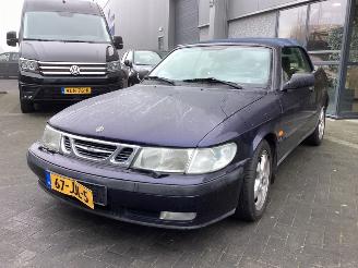 Salvage car Saab 9-3 2.0 Cabrio 2000/3