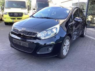 Salvage car Kia Rio Rio III (UB), Hatchback, 2011 / 2017 1.2 CVVT 16V 2011/12
