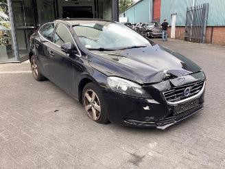 Volvo V-40 V40 (MV), Hatchback 5-drs, 2012 / 2019 2.0 D4 16V picture 3