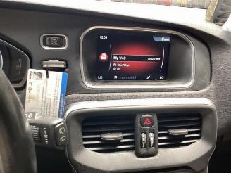Volvo V-40 V40 (MV), Hatchback 5-drs, 2012 / 2019 2.0 D4 16V picture 12