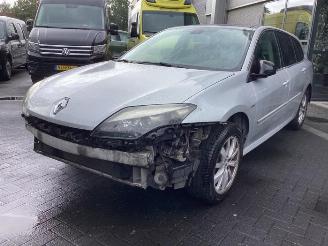 demontáž osobní automobily Renault Laguna Laguna III Estate (KT), Combi 5-drs, 2007 / 2015 1.5 dCi 110 FAP 2014/6