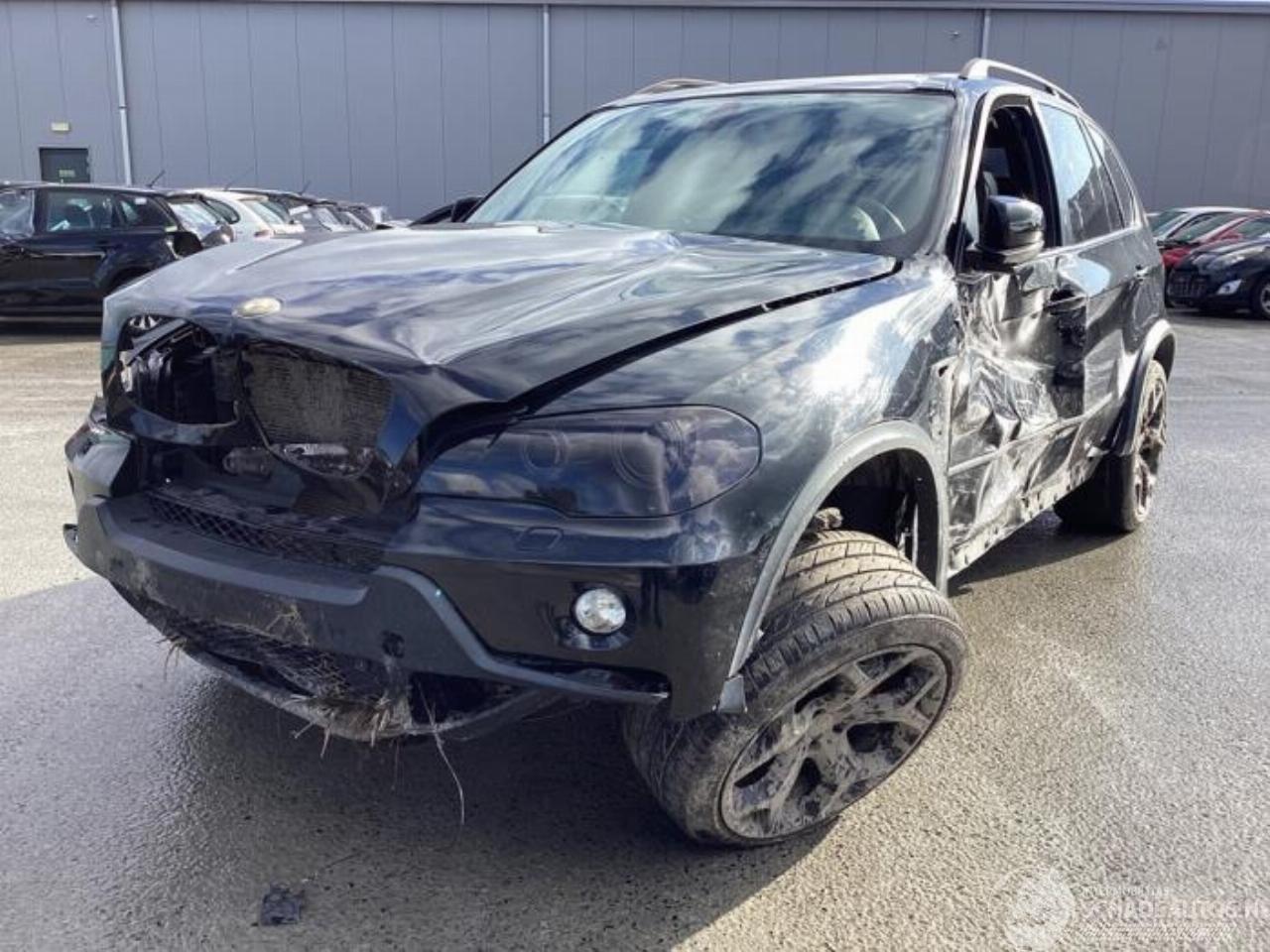 BMW X5 X5 (E70), SUV, 2006 / 2013 3.0 Si 24V