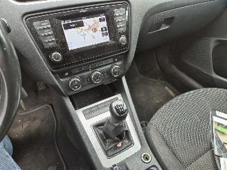 Skoda Octavia 1.2 TSI Greentech Ambition Businessline picture 15