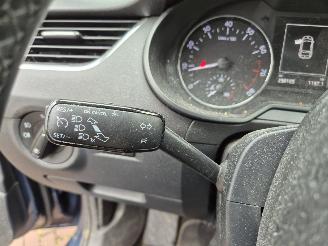 Skoda Octavia 1.2 TSI Greentech Ambition Businessline picture 14