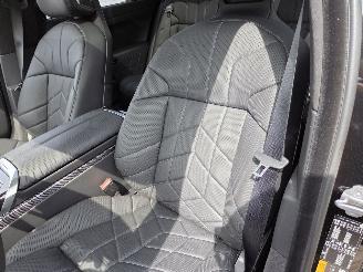 BMW 7-serie M760e picture 43