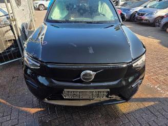 Vrakbiler auto Volvo XC40 XC40 (XZ), SUV, 2017 Single Motor 69 kWh 2023/6