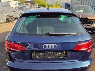 Démontage voiture Audi A3 A3 Sportback (8VA/8VF), Hatchback 5-drs, 2012 / 2020 1.0 30 TFSI 12V 2020/1
