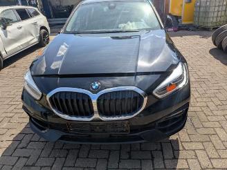 BMW 1-serie 1 serie (F40), Hatchback, 2019 118i 1.5 TwinPower 12V picture 2