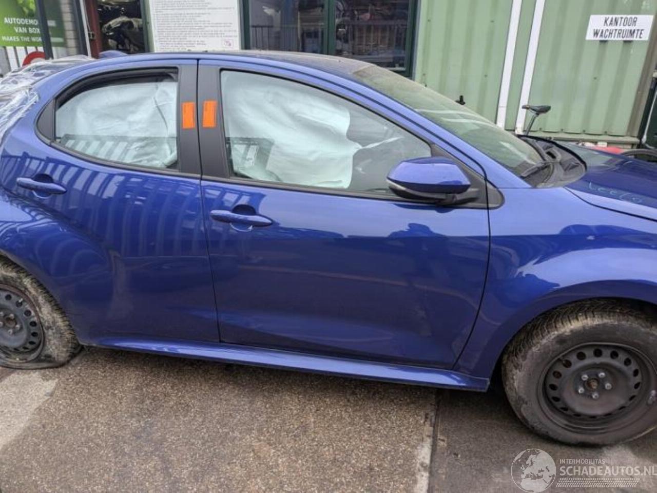 Toyota Yaris Yaris IV (P21/PA1/PH1), Hatchback, 2020 1.5 12V VVT-i