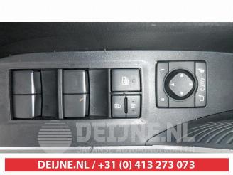 Toyota Rav-4 RAV4 (A5), Terreinwagen, 2018 2.5 Hybrid 16V AWD picture 10