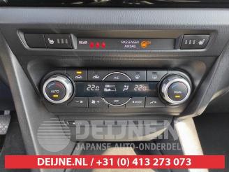 Mazda 3 3 (BM/BN), Hatchback, 2013 / 2019 2.2 SkyActiv-D 150 16V picture 16