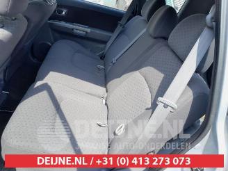Kia Carens Carens II (FJ), MPV, 2002 / 2007 2.0i CVVT 16V picture 16