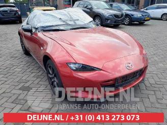 Vrakbiler auto Mazda MX-5 MX-5 (ND), Cabrio, 2015 1.5 Skyactiv G-131 16V 2015/8