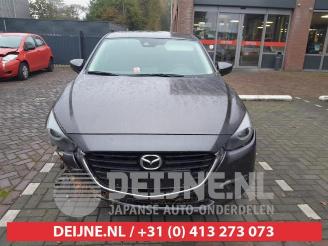 Mazda 3 3 (BM/BN), Hatchback, 2013 / 2019 2.2 SkyActiv-D 150 16V picture 2