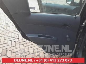 Chevrolet Spark Spark (M300), Hatchback, 2010 1.0 16V picture 11