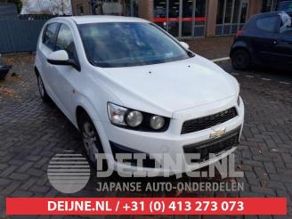 Vrakbiler auto Chevrolet Aveo Aveo (300), Hatchback, 2006 / 2015 1.3 D 16V 2012/1