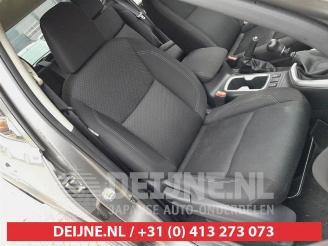 Nissan Navara  picture 16