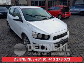 Vrakbiler auto Chevrolet Aveo Aveo, Hatchback, 2011 / 2015 1.4 16V 2011/4