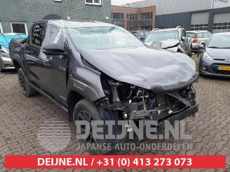 Vrakbiler auto Toyota Hilux Hilux V/VI, Pick-up, 2015 2.8 D4D-F 16V 4x4 2023/0
