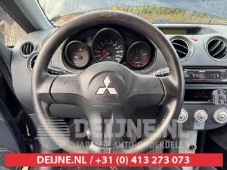 Mitsubishi Colt Colt (Z2/Z3), Hatchback, 2004 / 2012 1.1 12V picture 16