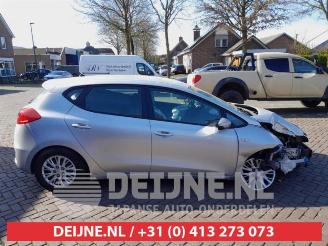 Kia Cee d Cee'd (JDB5), Hatchback 5-drs, 2012 / 2018 1.4i 16V picture 8