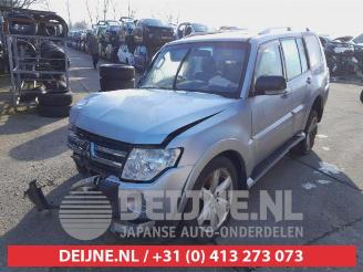 Mitsubishi Pajero  picture 3