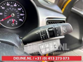 Kia Stonic Stonic (YB), SUV, 2017 1.0i T-GDi 12V picture 9