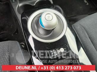 Nissan Leaf Leaf (ZE0), Hatchback, 2010 / 2017 Leaf picture 22