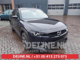 Uttjänta bilar auto Mazda MX-30 MX-30, SUV, 2020 e-SkyActiv 145 2023/9