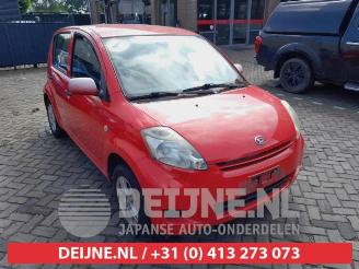 Vrakbiler auto Daihatsu Sirion Sirion 2 (M3), Hatchback, 2005 1.0 12V DVVT 2007/12