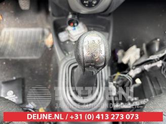 Toyota Yaris Yaris II (P9), Hatchback, 2005 / 2014 1.8 16V VVT-i TS picture 12