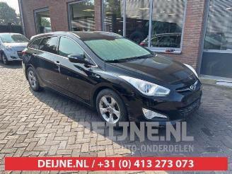 Vrakbiler auto Hyundai I-40 i40 CW (VFC), Combi, 2011 / 2019 1.6 GDI 16V 2012/6