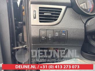 Hyundai I-30 i30 (GDHB5), Hatchback, 2011 1.6 GDI Blue 16V picture 19