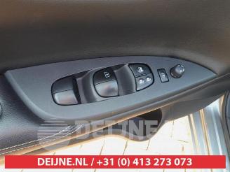 Nissan Pulsar Pulsar (C13), Hatchback, 2013 1.2 DIG-T 16V picture 13