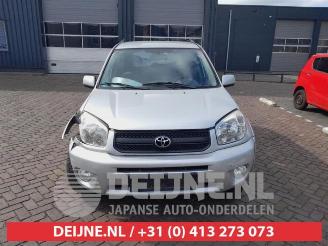 Toyota Rav-4 RAV4 (A2), Terreinwagen, 2000 / 2005 2.0 16V VVT-i 4x4 picture 2