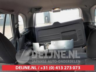 Toyota Rav-4 RAV4 (A2), Terreinwagen, 2000 / 2005 2.0 16V VVT-i 4x4 picture 14