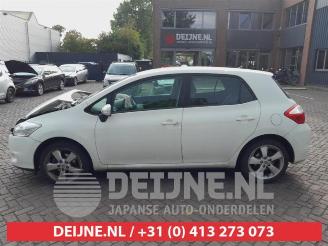 Toyota Auris Auris (E15), Hatchback, 2006 / 2012 1.33 Dual VVT-I 16V picture 4