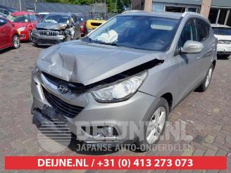 Hyundai Ix35 iX35 (LM), SUV, 2009 / 2015 2.0 16V picture 3