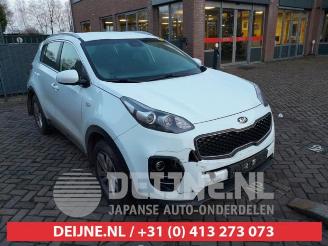 Dezmembrări autoturisme Kia Sportage Sportage (QL), Terreinwagen, 2015 / 2022 1.7 CRDi 115 16V 4x2 2017/6