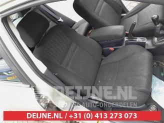 Toyota Avensis Avensis (T25/B1D), Liftback, 2003 / 2008 1.8 16V VVT-i picture 14