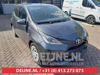 Coche siniestrado Toyota Aygo Aygo (B40), Hatchback, 2014 1.0 12V VVT-i 2017/4