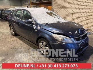 Uttjänta bilar auto Kia Cee d Cee'd Sporty Wagon (EDF), Combi, 2007 / 2012 1.4 16V 2011/8