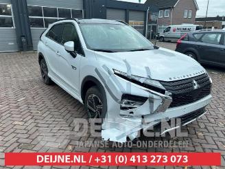 Coche siniestrado Mitsubishi Eclipse Cross Eclipse Cross (GK/GL), SUV, 2017 2.4 16V PHEV 4x4 2023/10