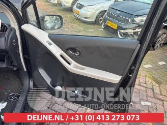 Toyota Yaris Yaris II (P9), Hatchback, 2005 / 2014 1.33 16V Dual VVT-I picture 21