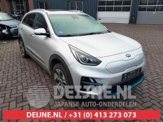 krockskadad bil bedrijf Kia Niro Niro I (DE), SUV, 2016 / 2022 E-Niro 64 kWh 2020/7