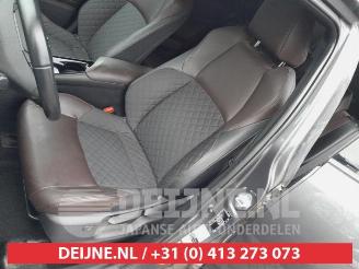 Toyota C-HR C-HR (X1,X5), SUV, 2016 1.8 16V Hybrid picture 19