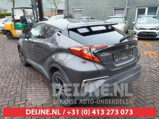 Toyota C-HR C-HR (X1,X5), SUV, 2016 1.8 16V Hybrid picture 5