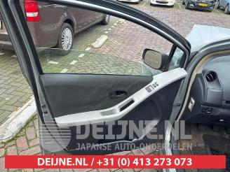 Toyota Yaris Yaris II (P9), Hatchback, 2005 / 2014 1.3 16V VVT-i picture 17